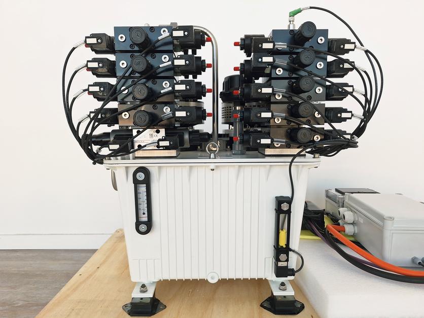 Hydraunautic - Automated hydraulic architectures