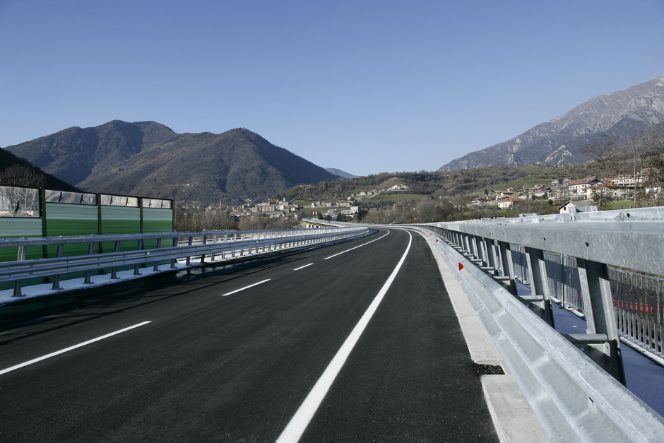 ROAD RESTRAINT SYSTEMS - STEEL SAFETY BARRIERS