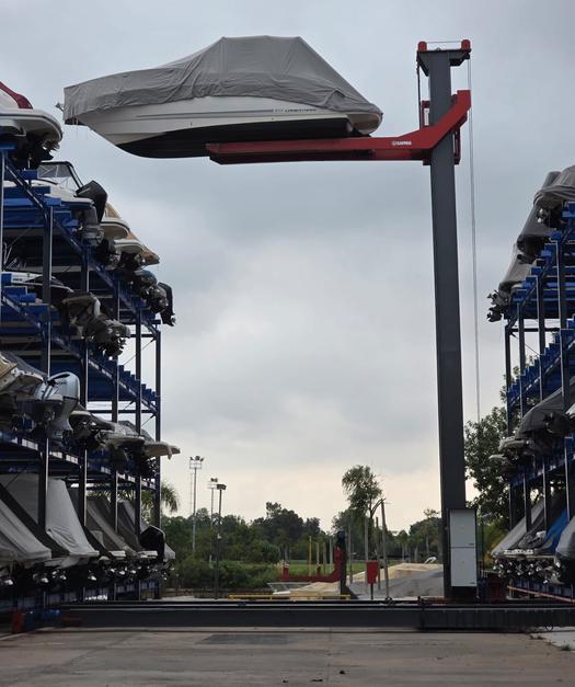 Outdoors Stacker Crane