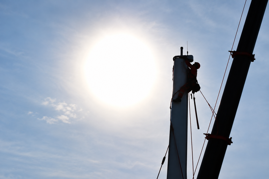 Custom Composite Masts, Booms & Spars
