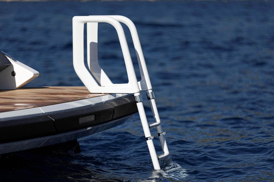 Bure Tender Ladder