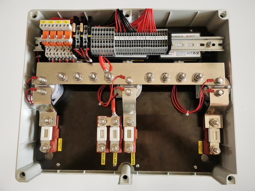 HYBRID BATTERY ISOLATION SWITCH