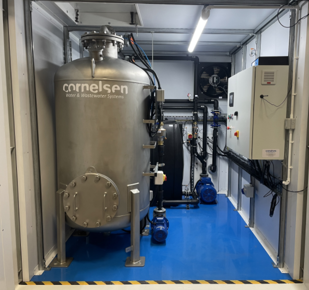 Mobile advanced media filtration system