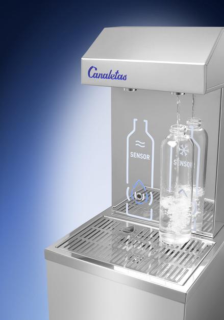 AquaVanguard hands-free drinking fountains for filling bottles
