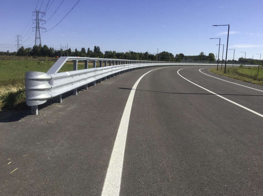 SINGLE-SIDED GUARDRAILS