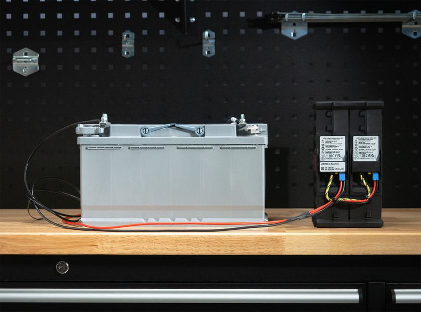 LE300 Smart Battery System