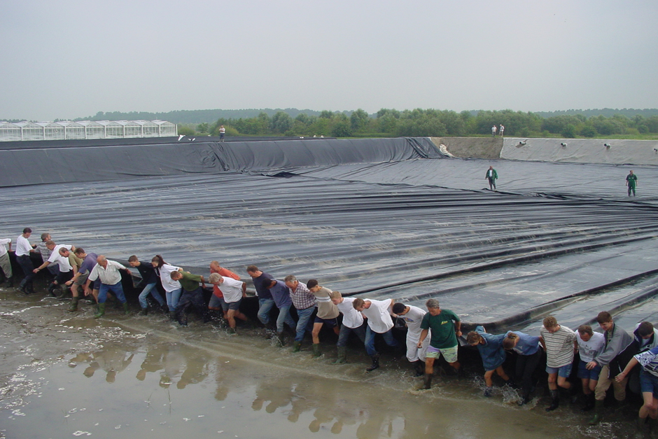 Water reservoir