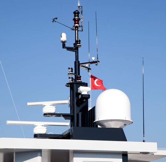 navigation mast