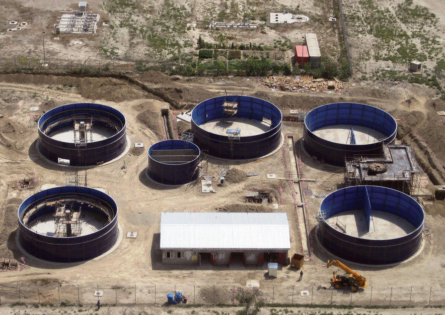 Epoxy coated steel tanks