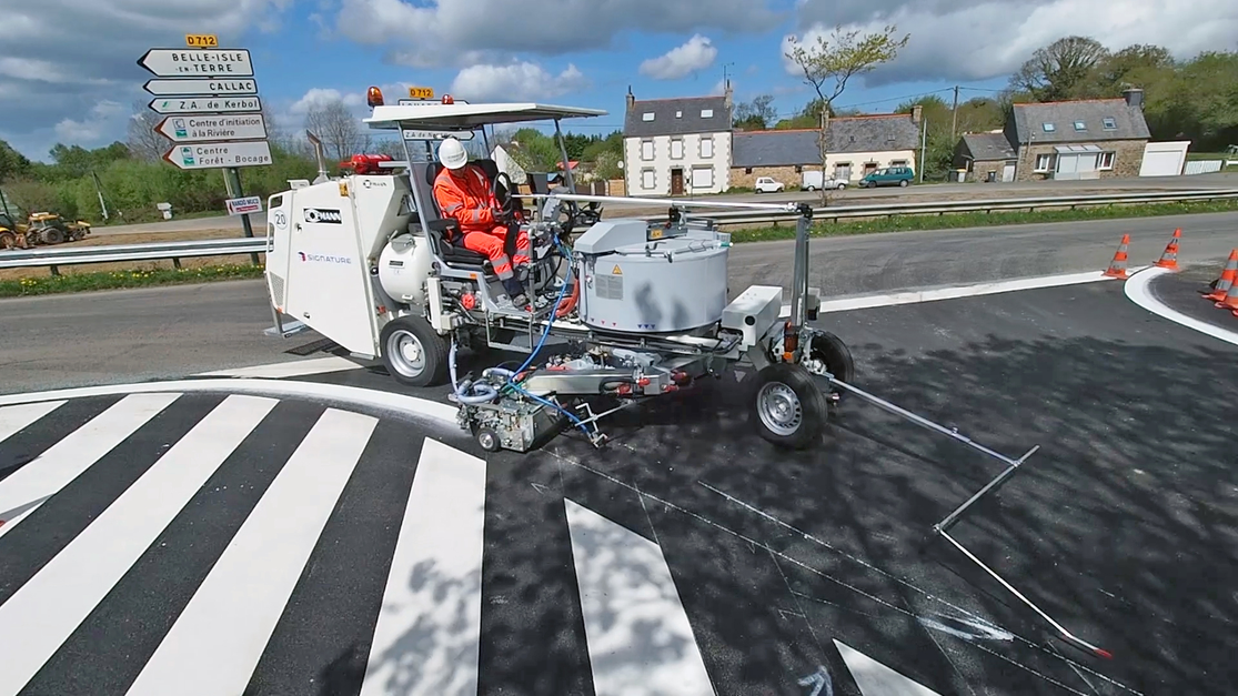 HOFMANN Road Marking Machine H33