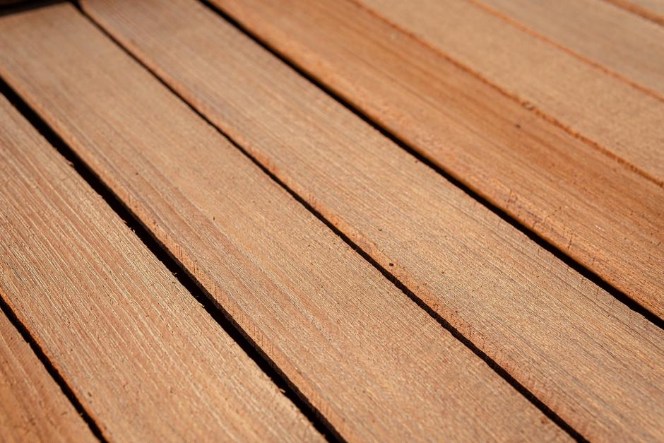 TEAK/TMT Marine DECKING - MARGINS