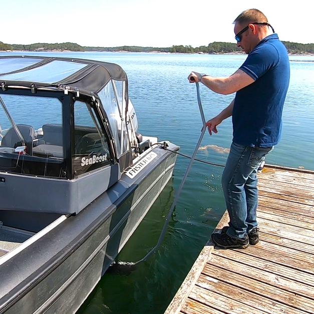 Seaboost Powerbrush in-water boat hull brush